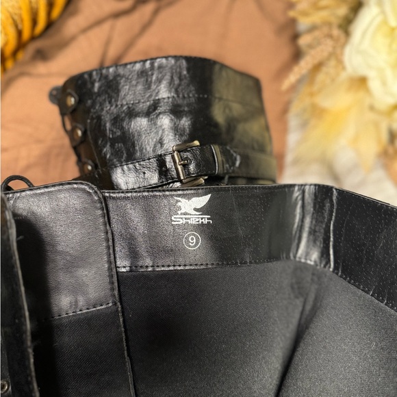 Shiekh shoes, black knee high military/combat boots. - Picture 5 of 5